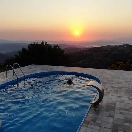 Urla Ve Sigacik Manzarali Conteiner House
